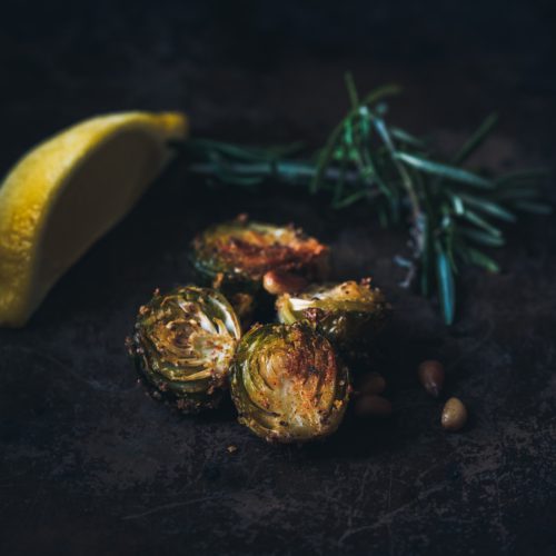Garlic Lemon Roasted Brussels Sprouts